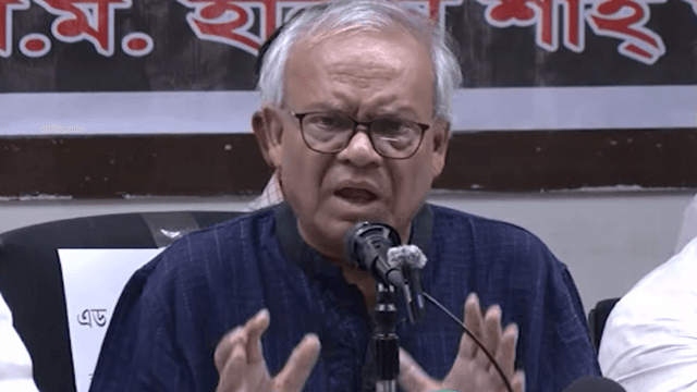 বিএনপি'র ভারপ্রাপ্ত মহাসচিব ও প্রধানমন্ত্রীর রাজনৈতিক উপদেষ্টা রুহুল কবির রিজভী 