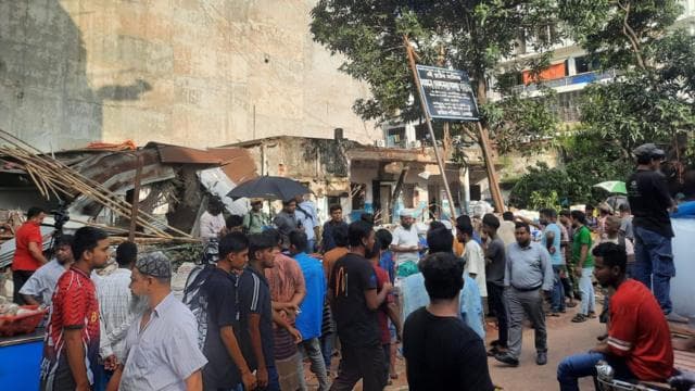 ঢাকার মিরপুরে স্বাস্থ্যসেবা কেন্দ্রে হামলা-ভাঙচুরের কারণ কী?