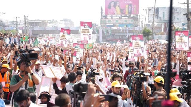 গাজীপুরের ভোগড়া বাইপাসে পথসভা, স্থানীয় নানা ইস্যু উঠে এসেছে  সমাবেশগুলোতে