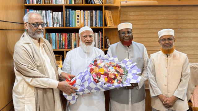 ২০২৫ সালের ডিসেম্বরে জামায়াতে যোগ দেন মেজর (অব.) আখতারুজ্জামান