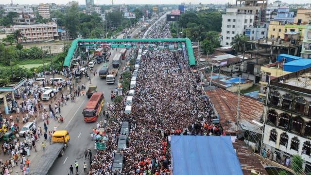 ফেনীর মহিপালে অনুষ্ঠিত পথসভার  চিত্র
