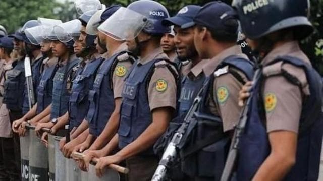 কেউ কেউ মনে করেন বিএনপি নেতাকর্মীদের অনেকে দলীয় নির্দেশনা মানছে না বলেই আইন শৃঙ্খলা বাহিনীও সক্রিয় হচ্ছে না